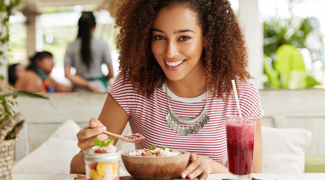 Plantes Adaptogènes Stress : 8 Super-Héros Végétaux Qui Sauveront Votre Santé Mentale ! 4 - La minute santé Gélules compléments plantes adaptogènes anti-stress anti-fatigue